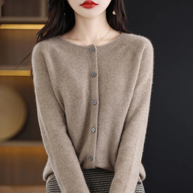 Cardigan Donna Elegante Sofia – Lana e Cashmere Morbido con Bottoni Classici - immagine 7